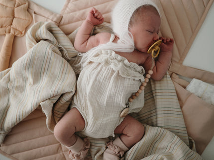 Mushie Organic Cotton Muslin Swaddle Blanket