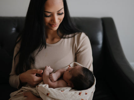 Mushie Organic Cotton Muslin Swaddle Blanket