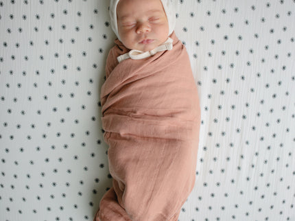 Mushie Organic Cotton Muslin Swaddle Blanket