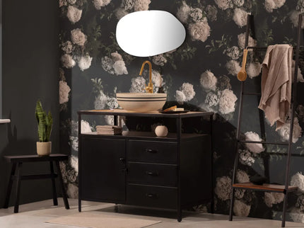 Evelyn Black & White