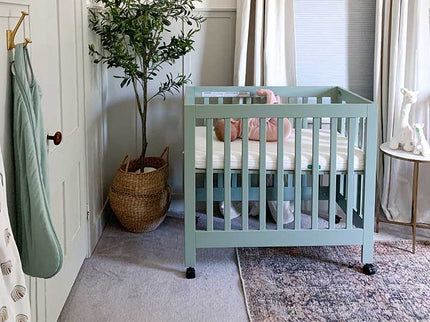 sku-1426165, Mini/White