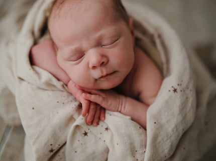 Mushie Organic Cotton Muslin Swaddle Blanket