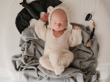 Mushie Silicone Pacifier Clip | Eva