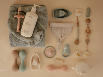 Mushie Silicone Pacifier Clip | Eva