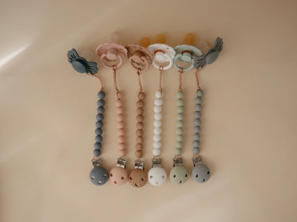 Mushie Silicone Pacifier Clip | Hera