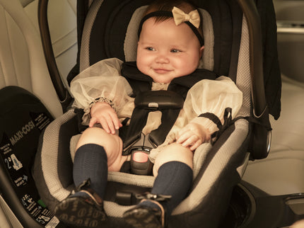 Peri™ 180° Rotating Infant Car Seat - Kindred Collection