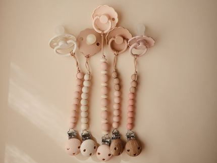 Mushie Silicone Pacifier Clip | Eva