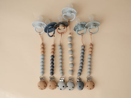 Mushie Silicone Pacifier Clip | Eva