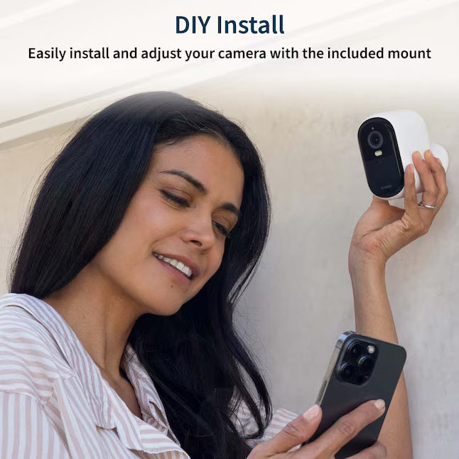 Arlo Essential XL Outdoor Camera 2K (2nd Generation) Indoor/Outdoor 1-Camera Battery-operated Spotlight Security Camera System