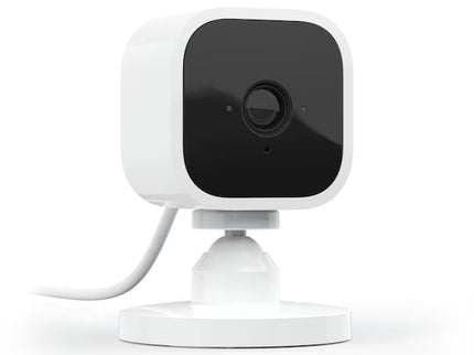 Blink Mini – Compact Indoor Plug-in Smart Security Camera, 1080p HD Video
