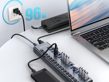 Powered USB 3.1 Hub