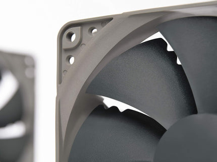 Noctua NF-P12 redux-1700 PWM