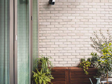 Eve Outdoor Cam- Smart Wired Dimmable Outdoor Floodlight works with Apple Home 2-way Comm End-to-End Encryption Black