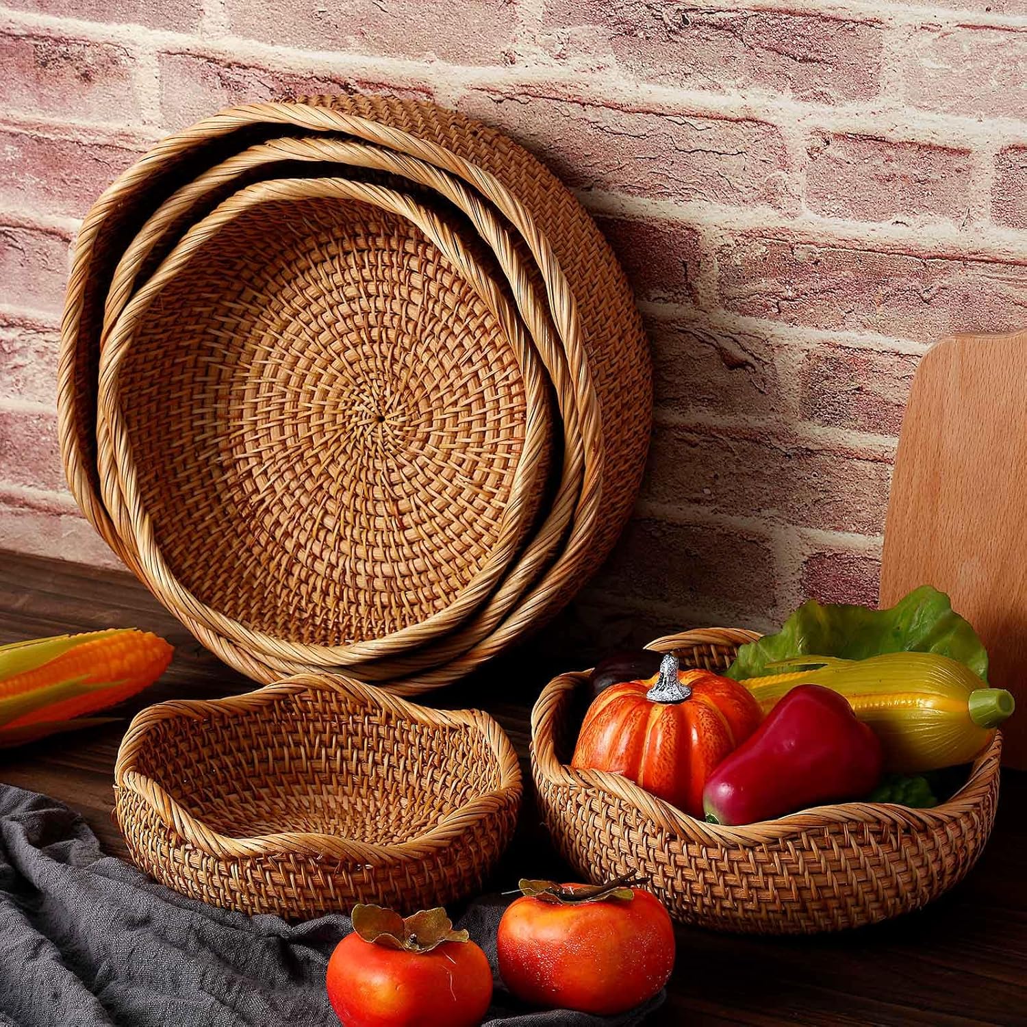 Solora 5 Pcs Round Rattan