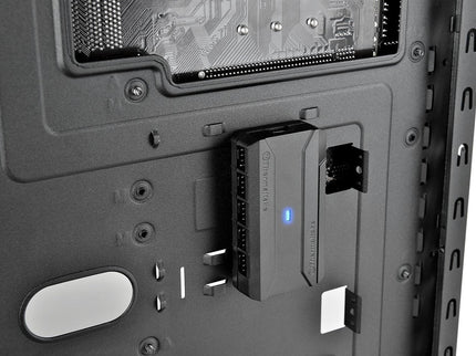 Thermaltake Commander FP 10-Port PWM Fan Hub
