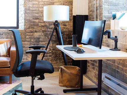 Ergotron LX Single Monitor Arm – Desk Mount, Fits Monitors up to 34", 7–25 lbs, VESA 75x75/100x100 – Matte Black