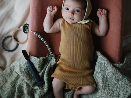 Mushie Organic Cotton Muslin Swaddle Blanket