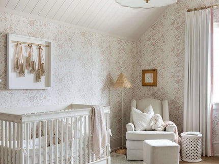 Bukett Wallpaper in Powder Pink