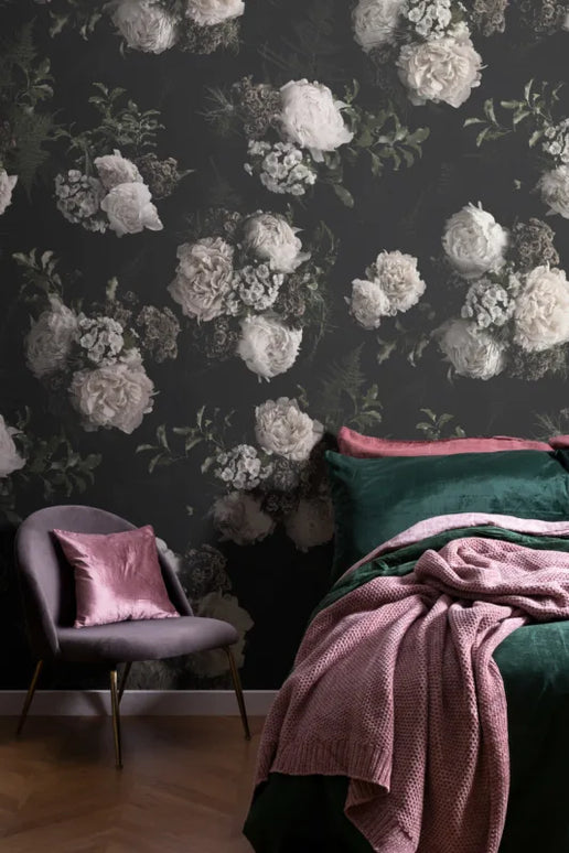 Evelyn Black & White