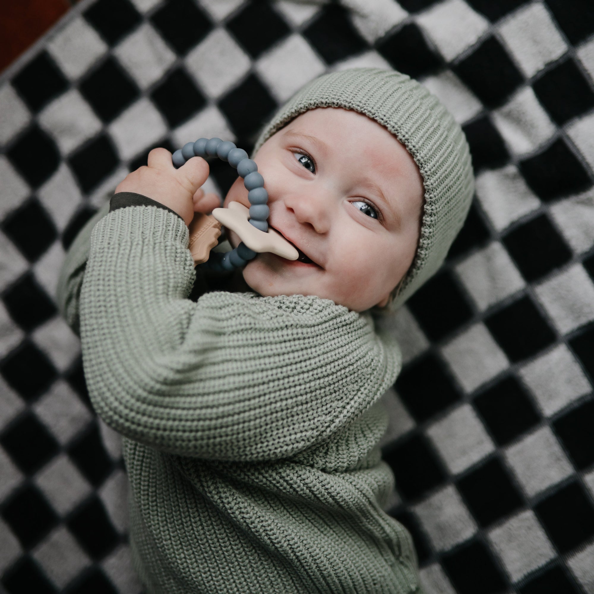 MTR-101, Space Teething Ring