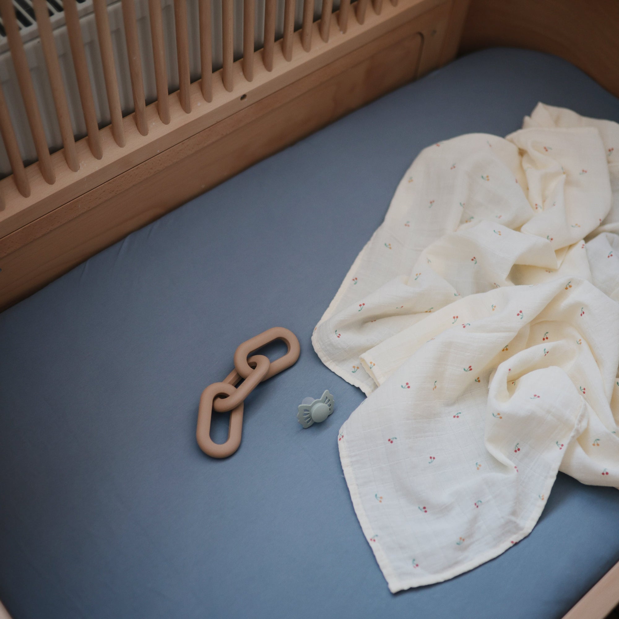 SCS-1004, Mushie Stretchy Crib Sheet