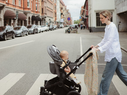 Mushie Organic Cotton Muslin Swaddle Blanket
