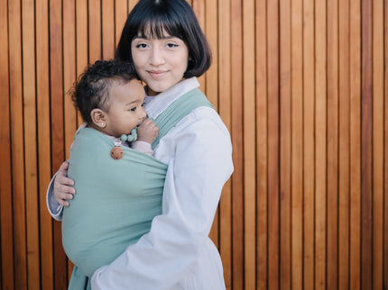 Mushie Silicone Pacifier Clip | Hera