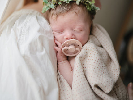 Mushie Organic Cotton Muslin Swaddle Blanket