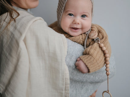 Mushie Silicone Pacifier Clip | Hera