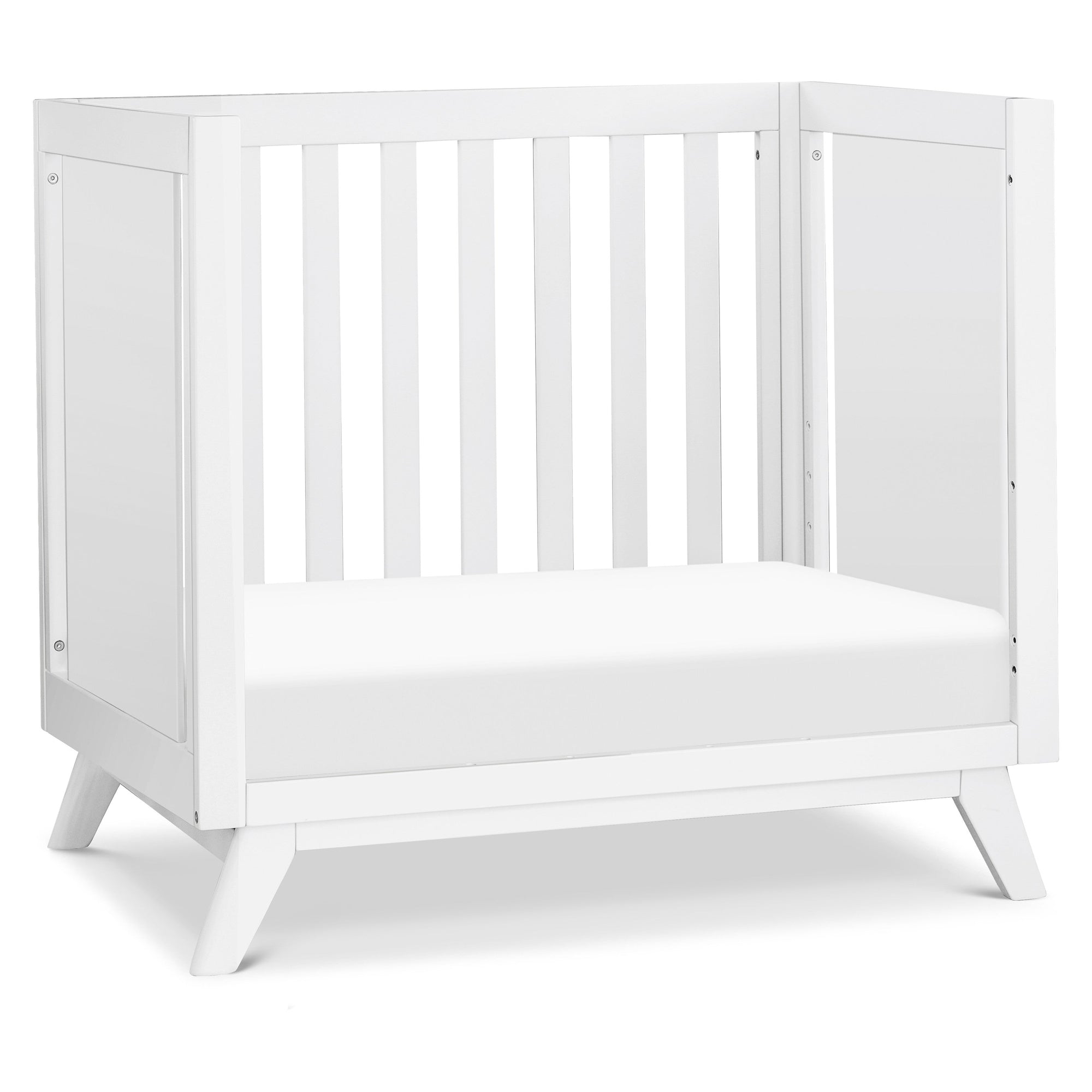 M22598W,DaVinci,Otto 3-in-1 Convertible Mini Crib with 4 Mattress in White