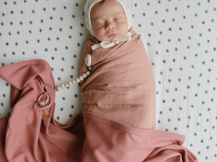 Mushie Silicone Pacifier Clip | Hera