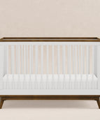 White / Natural Walnut