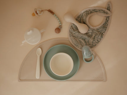 Mushie Silicone Pacifier Clip | Eva