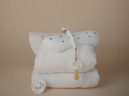 Mushie Silicone Pacifier Clip | Hera