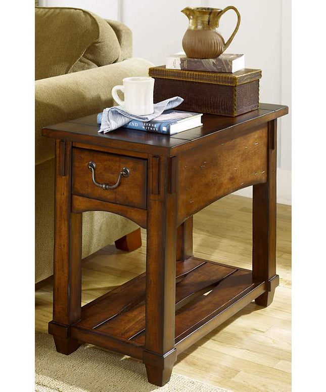 Hammary Tacoma Rustic Chairside Table