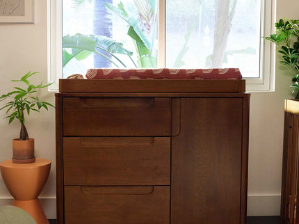 M23423NL,Babyletto,Yuzu 3-Drawer Changer Dresser in Natural Walnut