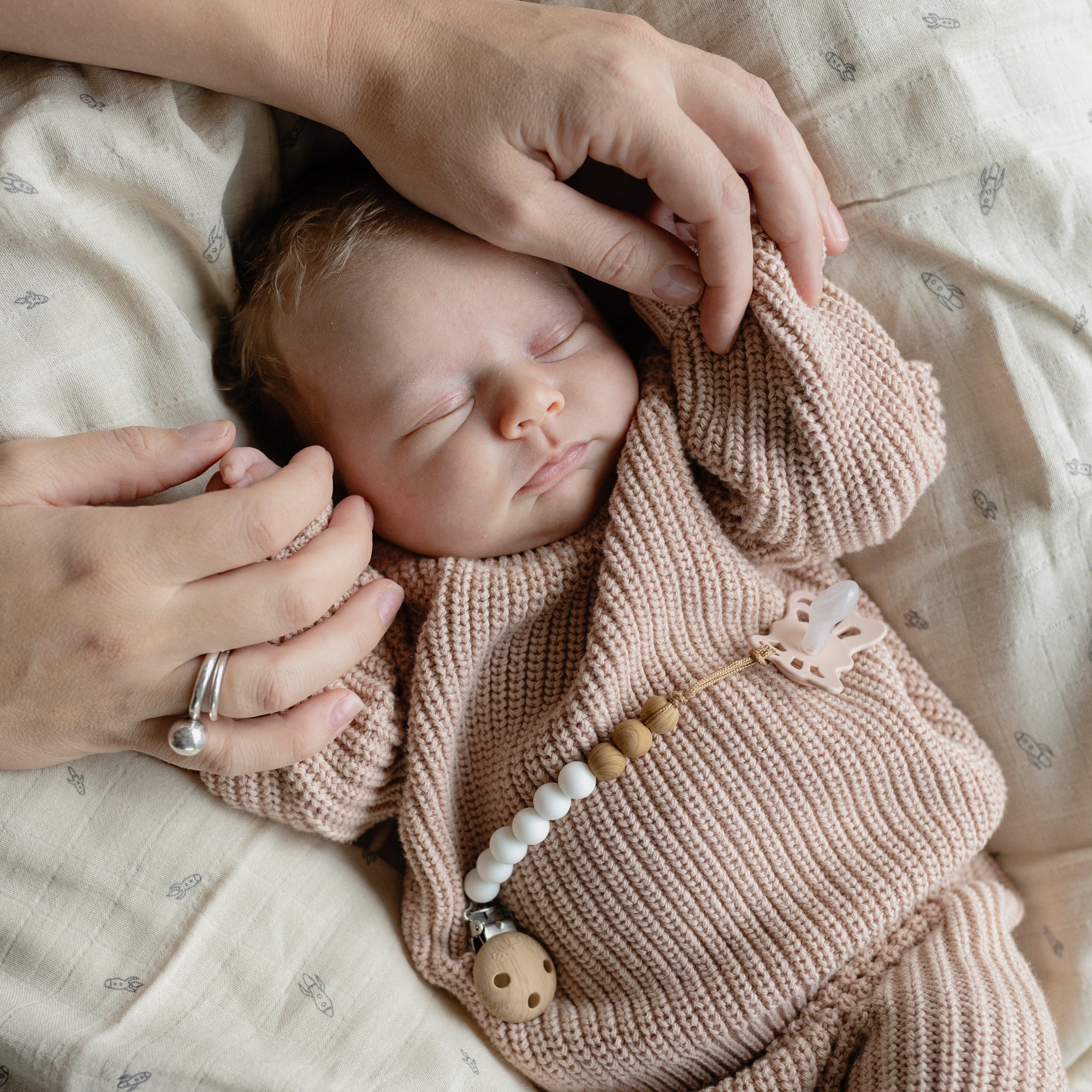 MPC-9017, Silicone Pacifier Clip | Eva