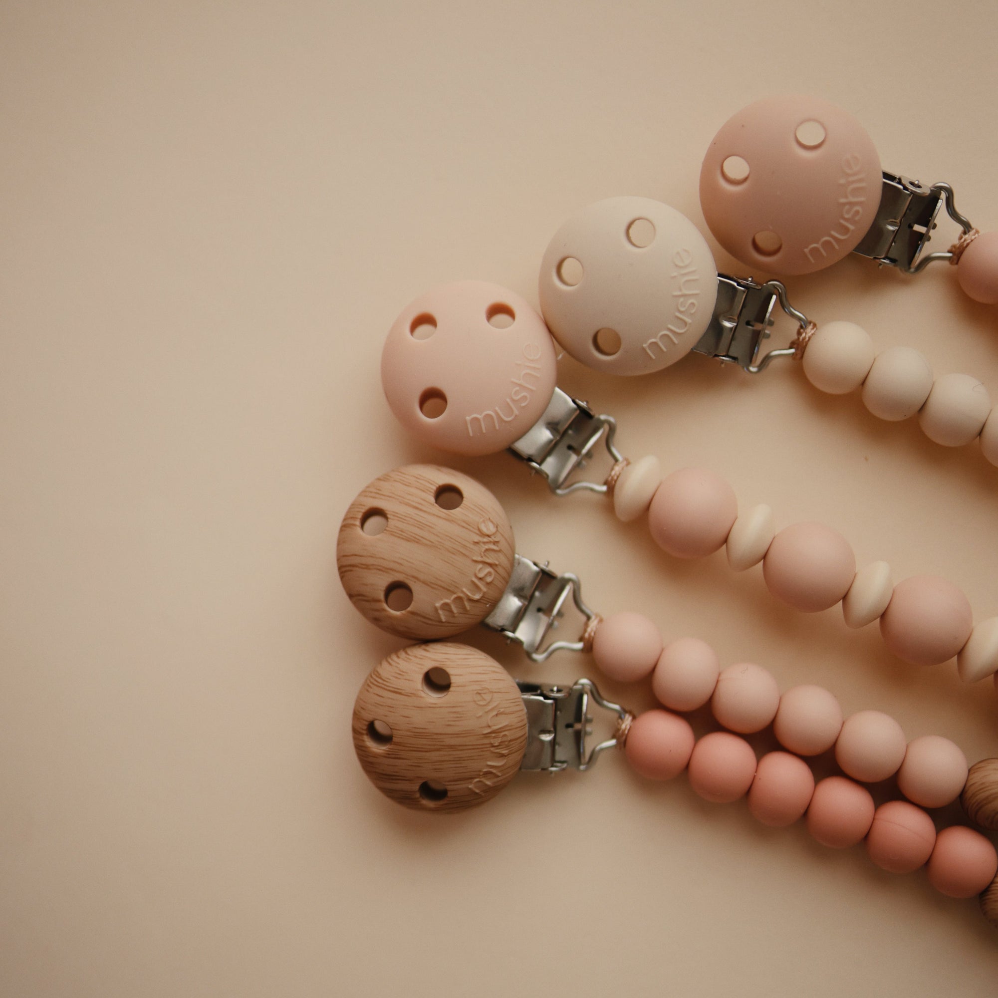 Mushie Silicone Pacifier Clip | Eva