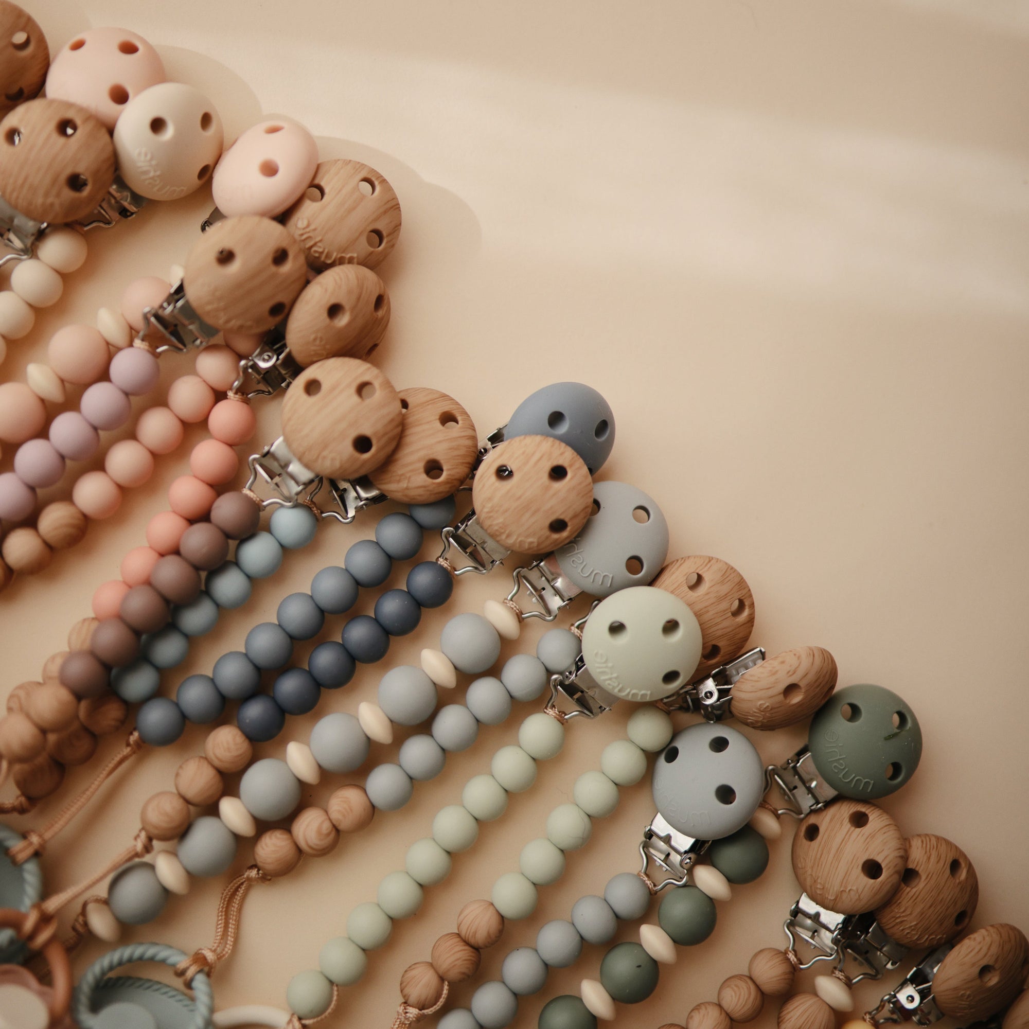 Mushie Silicone Pacifier Clip | Eva