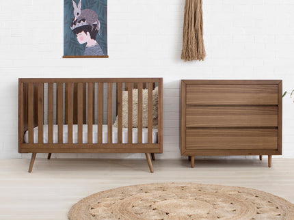 US0310UL,Nifty Timber 3-In-1 Crib In Walnut Finish