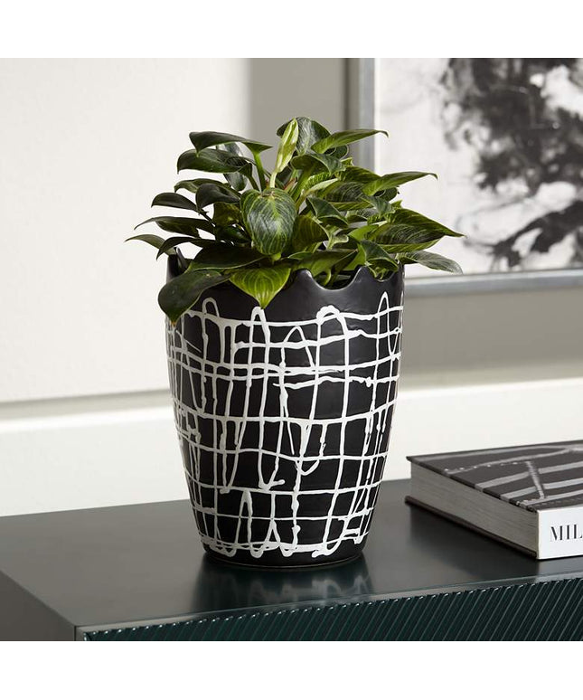 Praleaux Matte Black White 10"H Lined Scallop Edge Vase