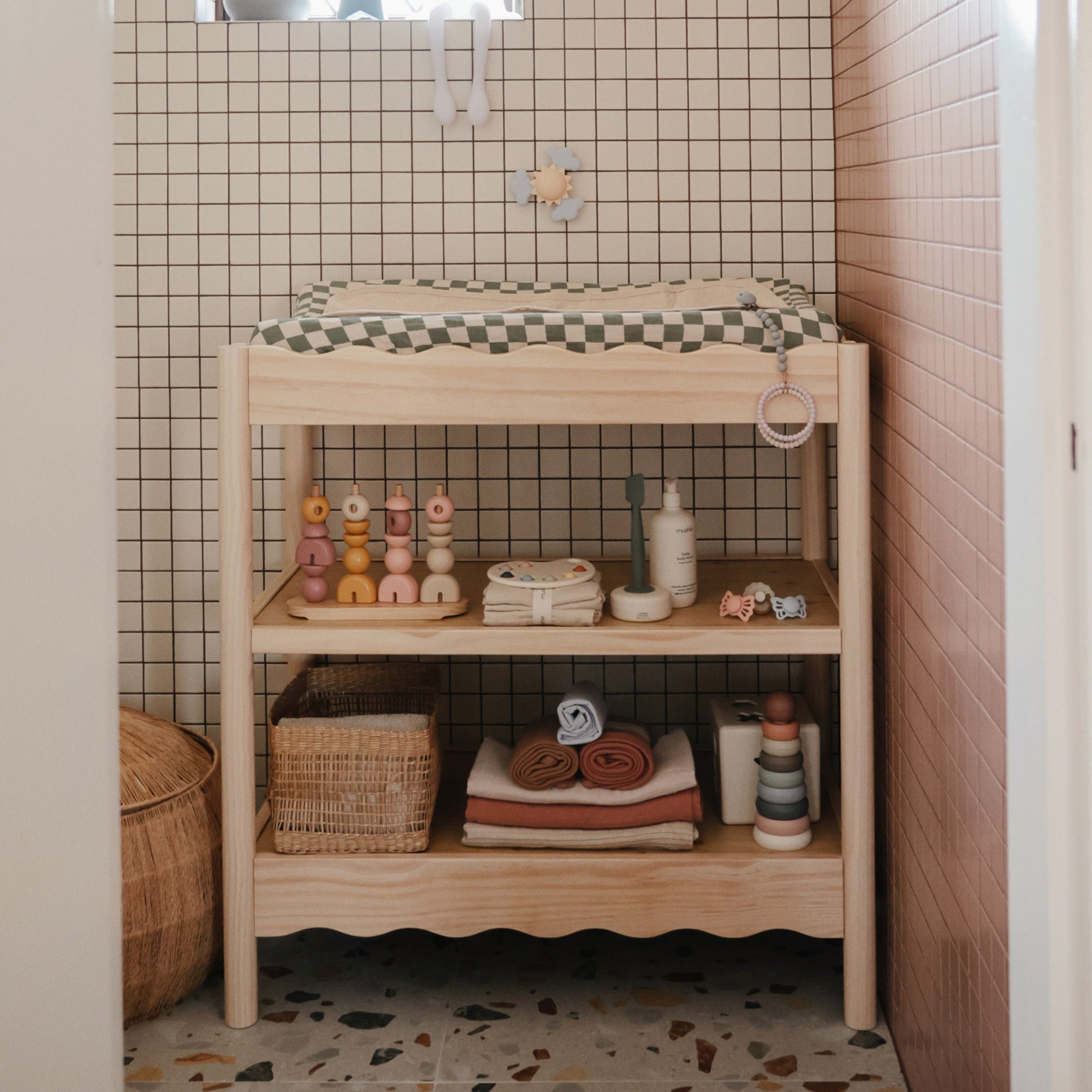M27902BD,Babyletto,Swell Changing Table in Blonde