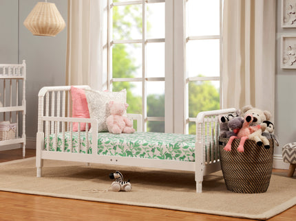 M7390W,DaVinci,Jenny Lind Toddler Bed In White Finish