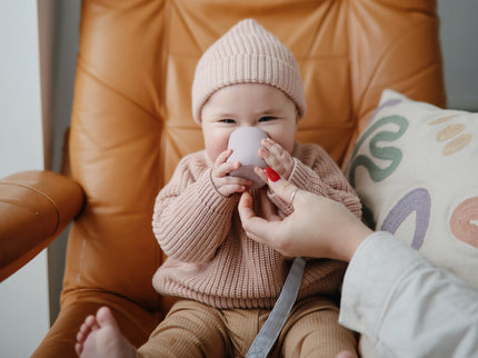 Mushie Linen Pacifier Clip 2-Pack