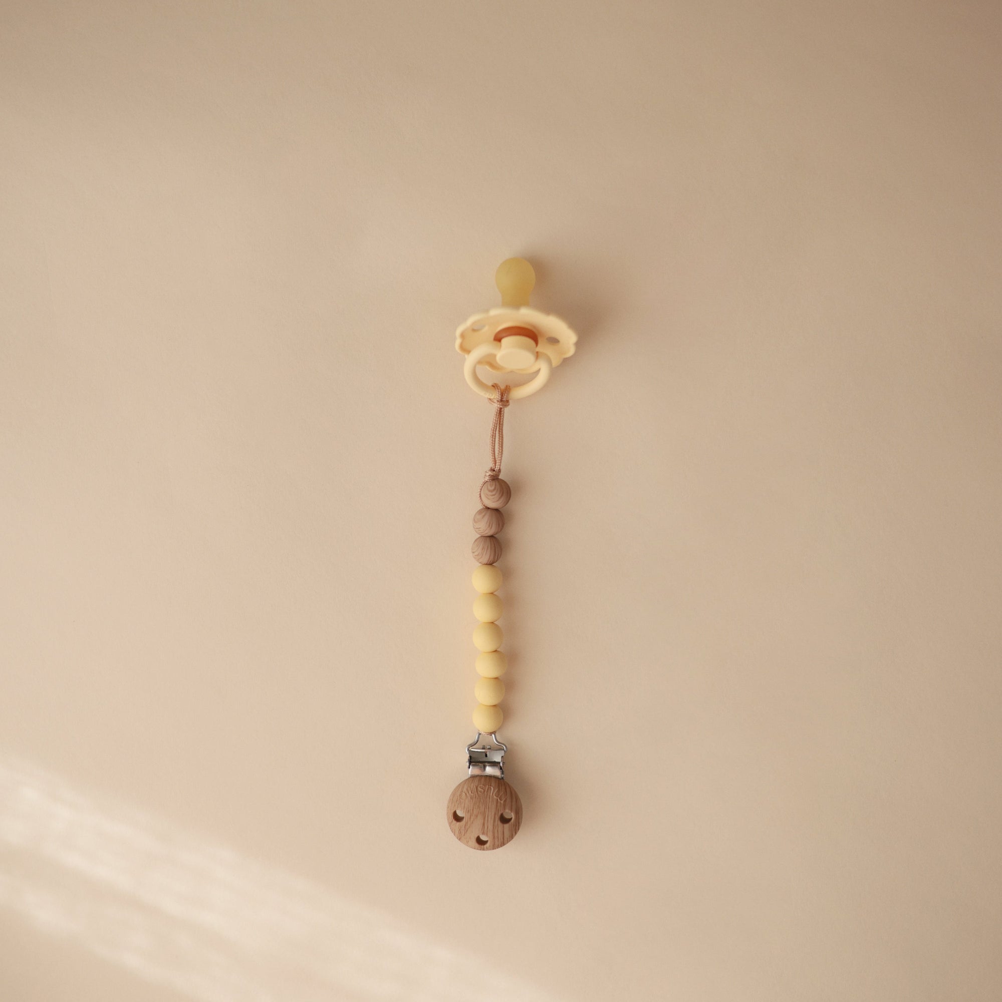 MPC-9011, Silicone Pacifier Clip | Eva