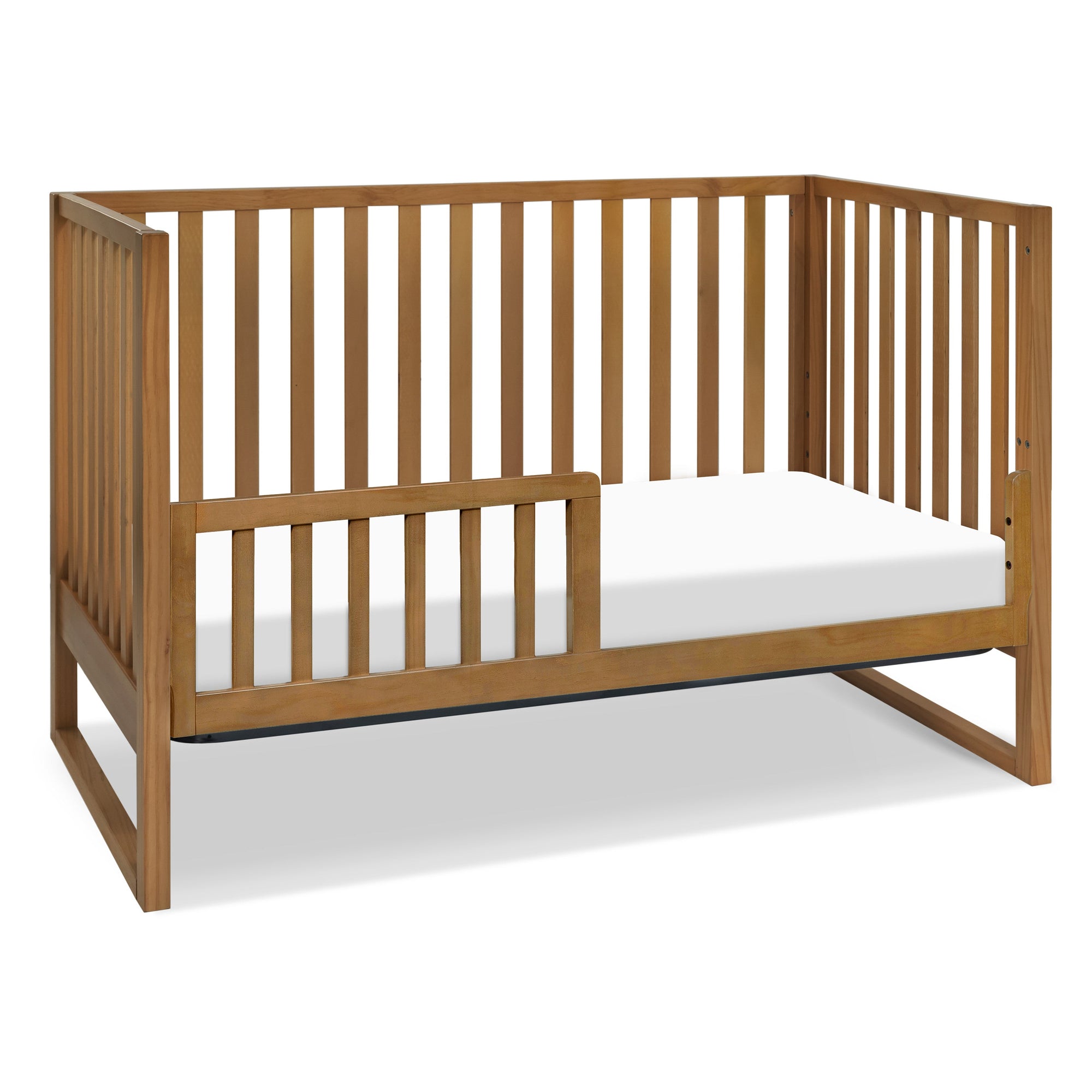 M25001CT,DaVinci,Hunter 3-in-1 Convertible Crib in Chestnut