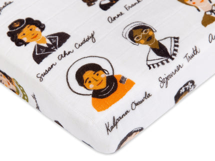 T28433,Babyletto,Women In History Muslin All-Stages Midi Crib Sheet in GOTS Certified Organic Cotton