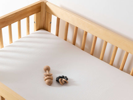 T29433,Babyletto,Plain White Muslin All-Stages Midi Crib Sheet in GOTS Certified Organic Cotton