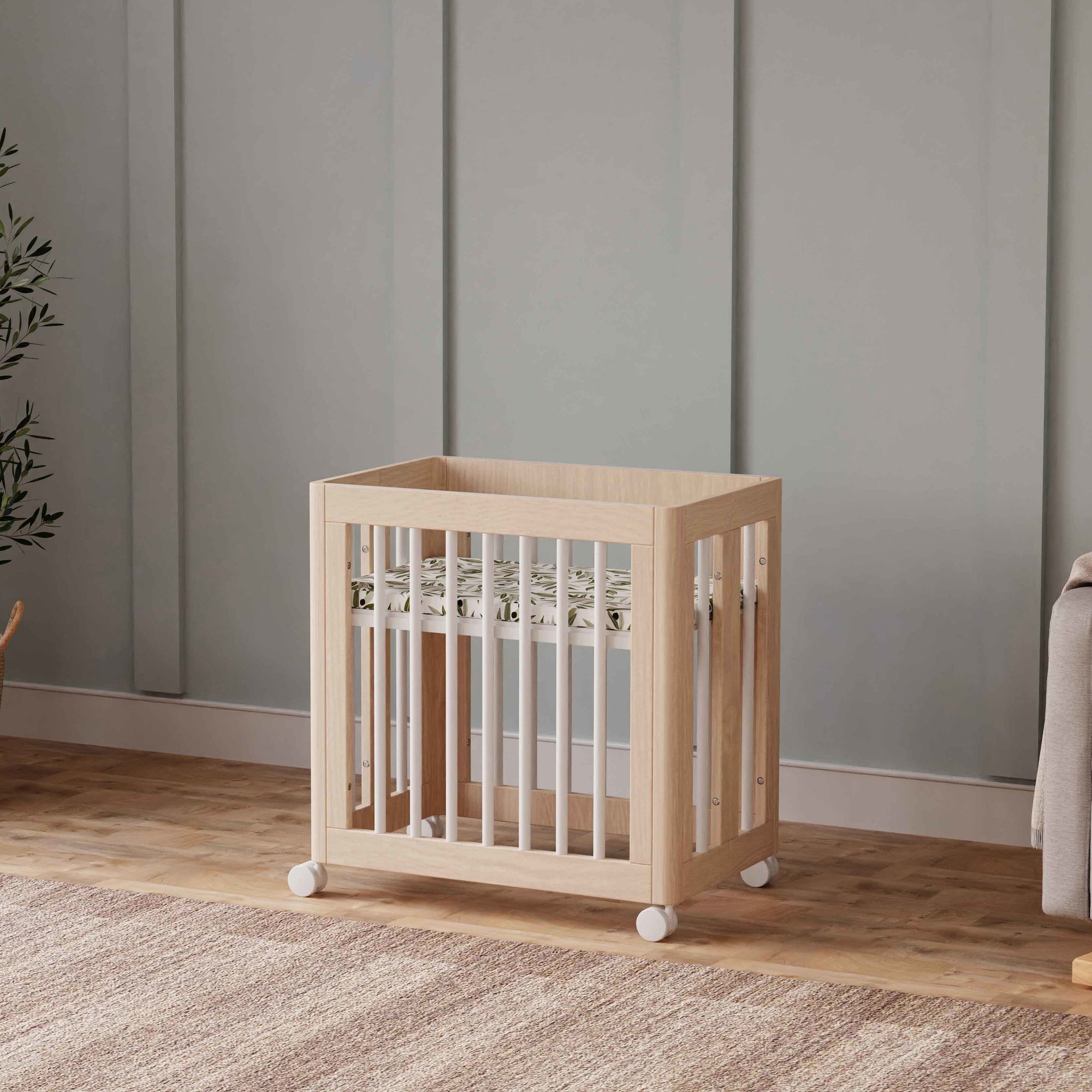 M23401NXW,Babyletto,Yuzu 8-in-1 Convertible Crib w/All-Stages Conversion in Washed Natural/White