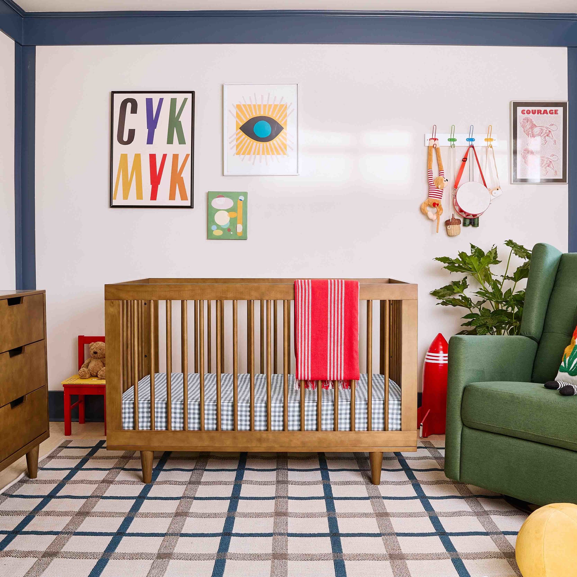 W4901L,DaVinci,Marley 3-In-1 Convertible Crib in Walnut